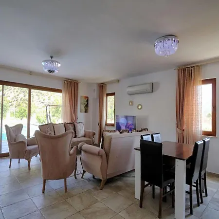 With Jacuzzi And Children's Play Area For 10 People In Mugla, - Awz170 فيلة فتحية