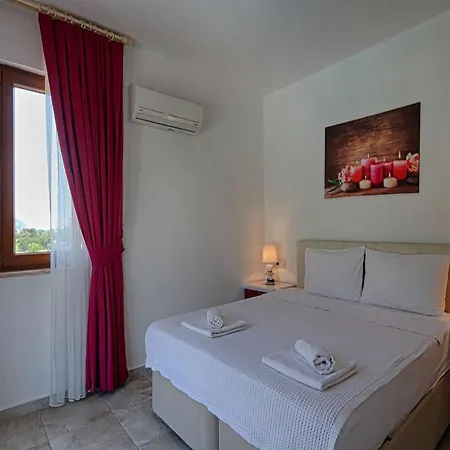 With Jacuzzi And Children's Play Area For 10 People In Mugla, - Awz170 فيلة فتحية