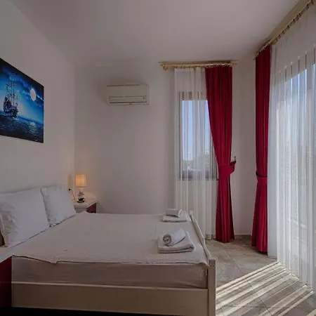 With Jacuzzi And Children's Play Area For 10 People In Mugla, - Awz170 فيلة *